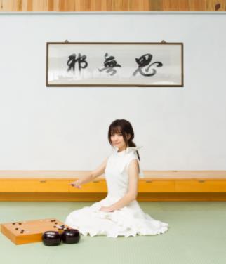 盘点黑嘉嘉最美造型 没想到千年仅一人美女棋士如此炼成