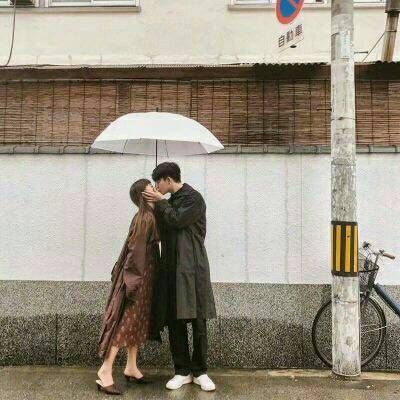 韩系风意境一人一张情头 跟着风走去寻找爱情