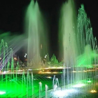 梦幻唯美的公园喷泉头像图片