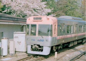 小清新文艺范儿的日本街道铁轨唯美图片