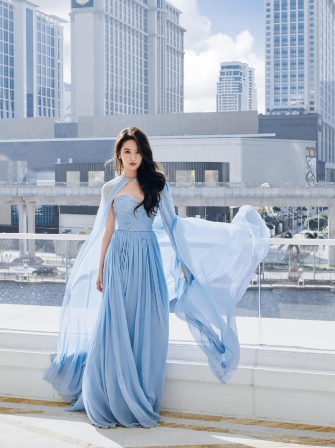 刘亦菲出席澳门国际电影电视节 凭《梦华录》入围最佳女主角