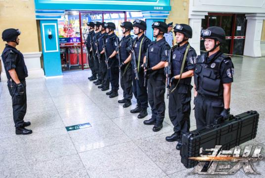 《走火》青岛开播发布会 高铁时代第一部全景式展现铁路警察精神风貌